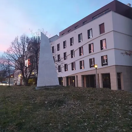 Viktoria Tuzla
